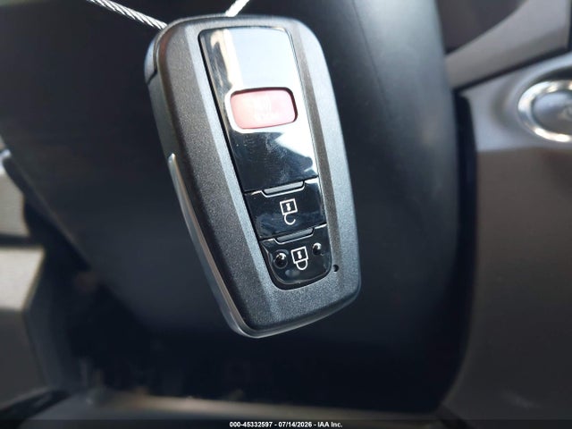 4T3RWRFV1RU137325 Toyota Rav4 Hybrid Xle