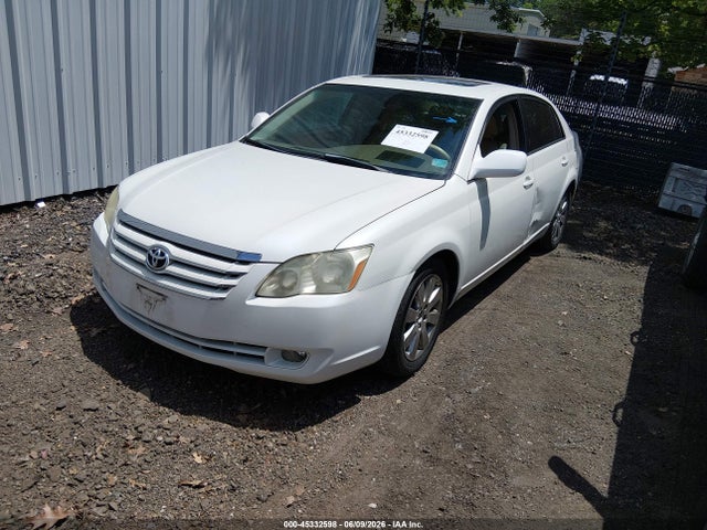 Продажа на аукционе авто 2005 Toyota Avalon Xls, vin: 4T1BK36B15U037065, номер лота: 45332598