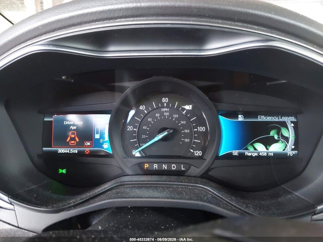 3FA6P0LU1KR115736 Ford Fusion Hybrid Se