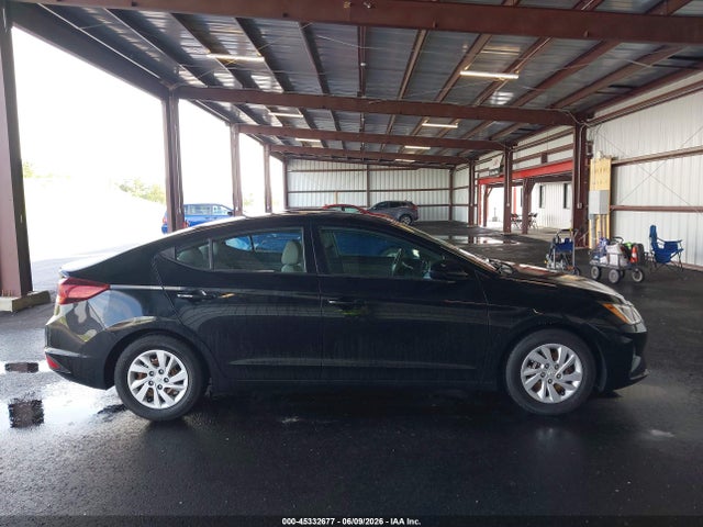 Hyundai ELANTRA SE 2019 5NPD74LF9KH437571 Image 18