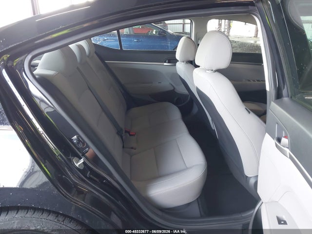 Hyundai ELANTRA SE 2019 5NPD74LF9KH437571 Image 8