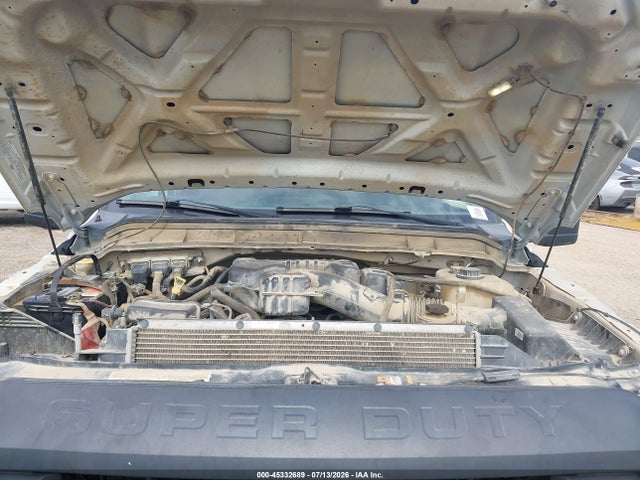 Ford F-350 Chassis Xl 2015 1FD8X3H68FEA89509 Image 10