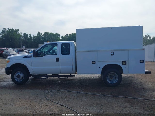 Продаж на аукціоні авто 2015 Ford F-350 Chassis Xl, vin: 1FD8X3H68FEA89509, номер лоту: 45332689