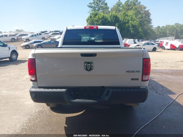 Продажа на аукционе авто 2017 Ram 1500 Tradesman  4x4 5'7 Box, vin: 1C6RR7KG0HS551780, номер лота: 45332693