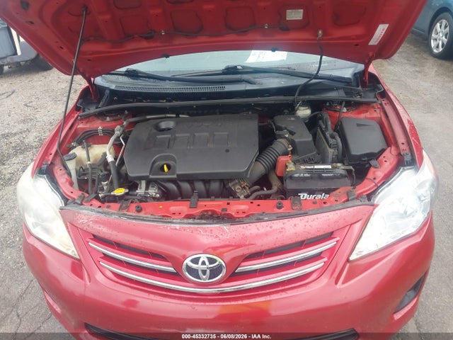 45332735 :رقم المزاد ، 2T1BU4EE6DC025750 vin ، 2013 Toyota Corolla Le مزاد بيع