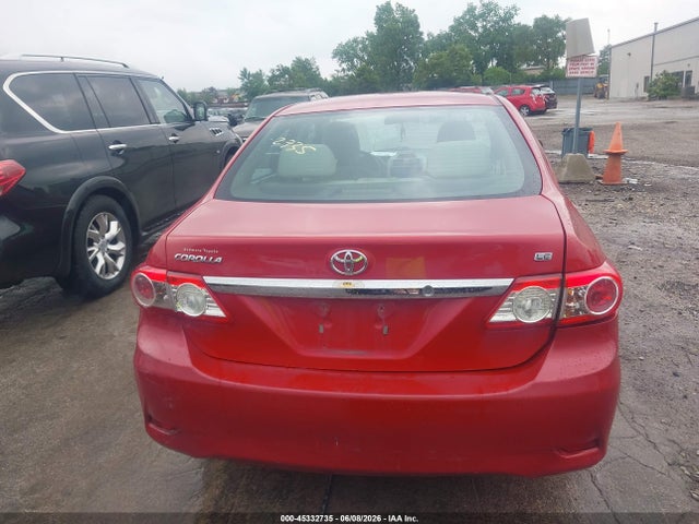 45332735 :رقم المزاد ، 2T1BU4EE6DC025750 vin ، 2013 Toyota Corolla Le مزاد بيع