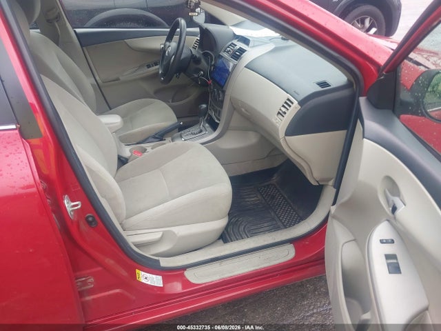 45332735 :رقم المزاد ، 2T1BU4EE6DC025750 vin ، 2013 Toyota Corolla Le مزاد بيع
