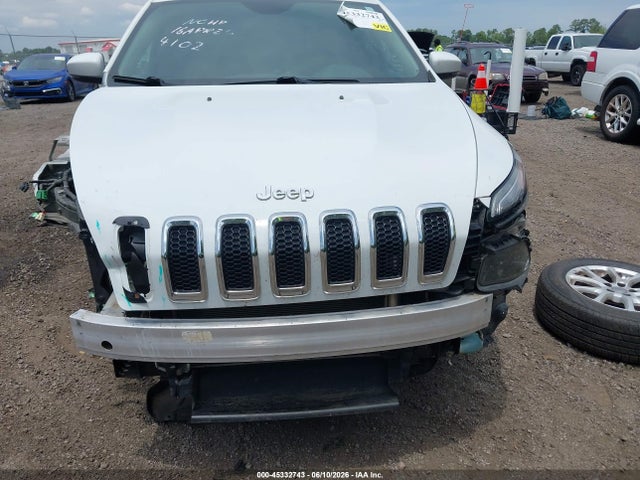 Auction sale of the 2017 Jeep Cherokee Latitude Fwd, vin: 1C4PJLCS0HW644102, lot number: 45332743