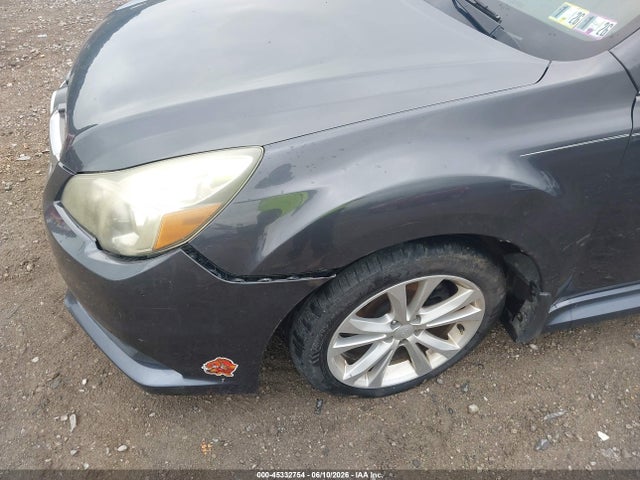 45332754 :رقم المزاد ، 4S3BMBC68D3016699 vin ، 2013 Subaru Legacy 2.5i Premium مزاد بيع