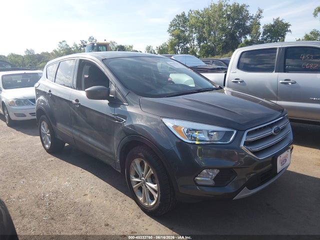 Продажа на аукционе авто 2017 Ford Escape Se, vin: 1FMCU9GD4HUA90428, номер лота: 45332760