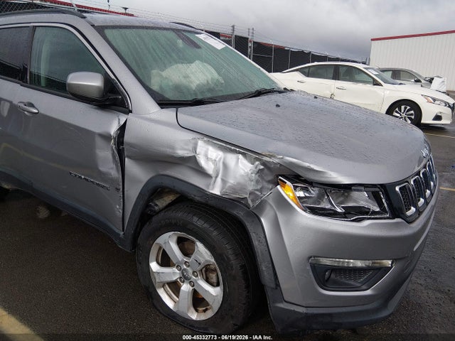 2017 Jeep New Compass Latitude 4x4 მანქანა იყიდება აუქციონზე, vin: 3C4NJDBB1HT628351, აუქციონის ნომერი: 45332773