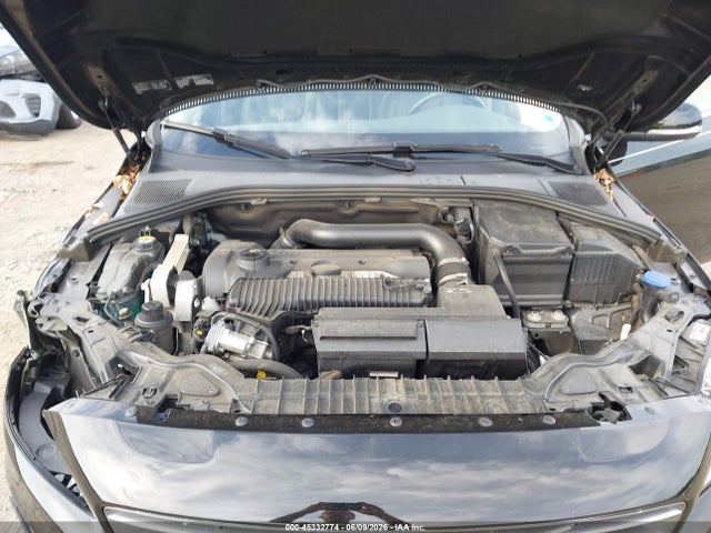 45332774 :رقم المزاد ، YV1612TK4G2409076 vin ، 2016 Volvo S60 T5 Premier مزاد بيع