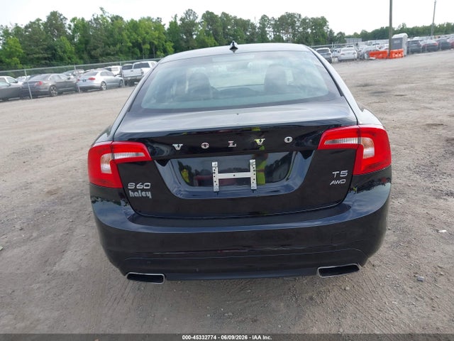 45332774 :رقم المزاد ، YV1612TK4G2409076 vin ، 2016 Volvo S60 T5 Premier مزاد بيع