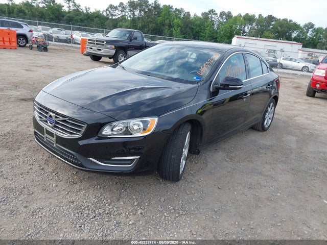 45332774 :رقم المزاد ، YV1612TK4G2409076 vin ، 2016 Volvo S60 T5 Premier مزاد بيع
