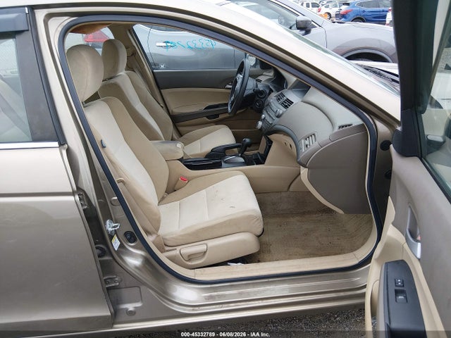 45332789 :رقم المزاد ، 1HGCP26448A039907 vin ، 2008 Honda Accord 2.4 Lx-p مزاد بيع
