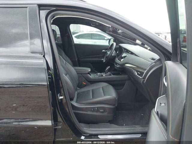 Auction sale of the 2022 Cadillac Xt4 Fwd Sport, vin: 1GYFZER44NF106999, lot number: 45332806