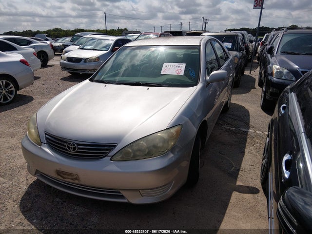 Aukcja sprzedaży 2005 Toyota Camry Le, vin: 4T1BE32K95U561979, numer aukcji: 45332807