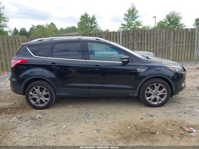 Продажа на аукционе авто 2016 Ford Escape Titanium, vin: 1FMCU9JX2GUA17172, номер лота: 45332844