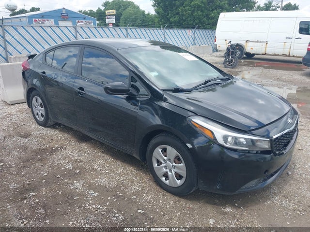 2018 Kia Forte Lx მანქანა იყიდება აუქციონზე, vin: 3KPFK4A75JE175649, აუქციონის ნომერი: 45332884