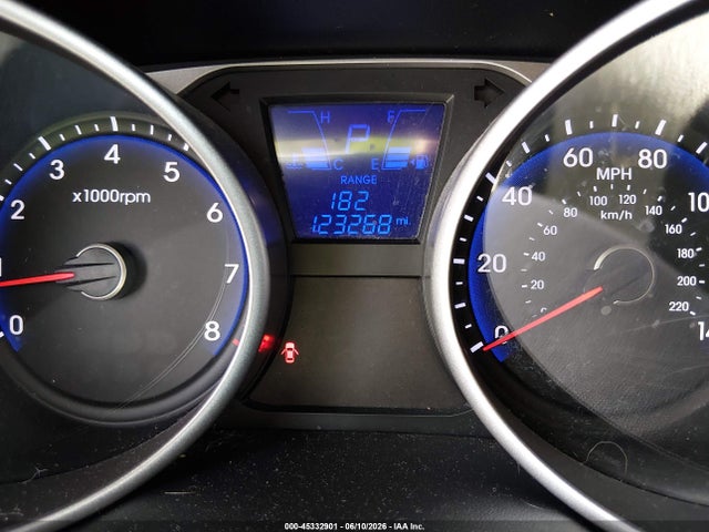 2015 Hyundai Tucson Limited მანქანა იყიდება აუქციონზე, vin: KM8JUCAG0FU030117, აუქციონის ნომერი: 45332901