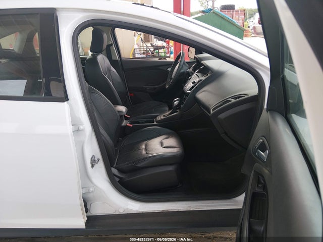 Продажа на аукционе авто 2016 Ford Focus Se, vin: 1FADP3F25GL222233, номер лота: 45332971