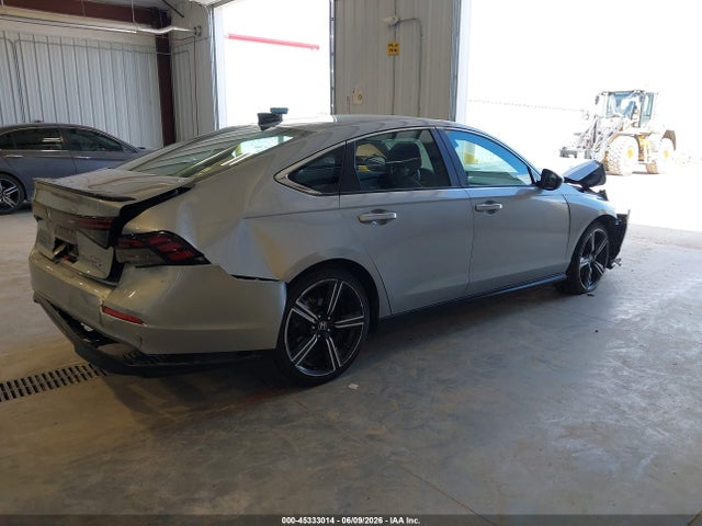 1HGCY2F53PA050899 Honda Accord Hybrid Sport