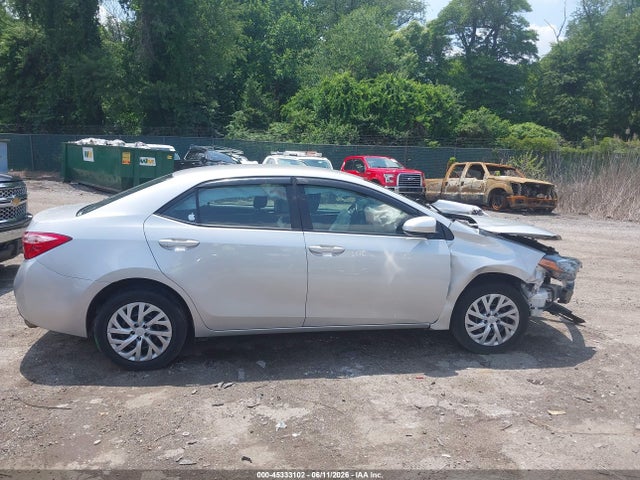 2017 Toyota Corolla Le მანქანა იყიდება აუქციონზე, vin: 2T1BURHE8HC942655, აუქციონის ნომერი: 45333102