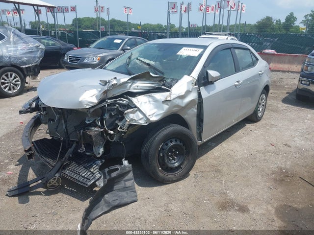 2017 Toyota Corolla Le მანქანა იყიდება აუქციონზე, vin: 2T1BURHE8HC942655, აუქციონის ნომერი: 45333102