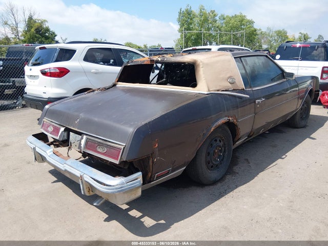 45333153 :رقم المزاد ، 1G4AZ57YXBE437492 vin ، 1981 Buick Riviera مزاد بيع