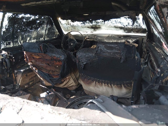 45333153 :رقم المزاد ، 1G4AZ57YXBE437492 vin ، 1981 Buick Riviera مزاد بيع