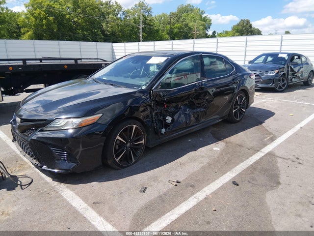 45333197 :رقم المزاد ، 4T1B61HK2JU021635 vin ، 2018 Toyota Camry Xse مزاد بيع