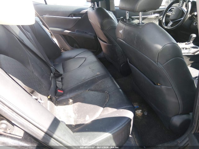 45333197 :رقم المزاد ، 4T1B61HK2JU021635 vin ، 2018 Toyota Camry Xse مزاد بيع
