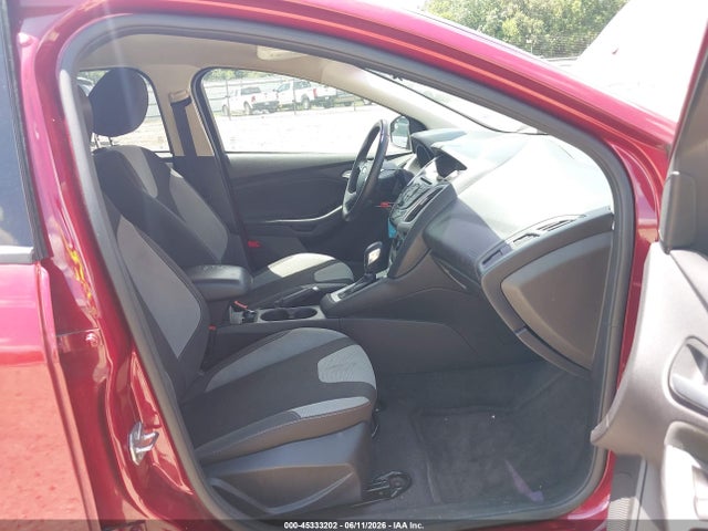 Ford FOCUS SE 2014 1FADP3K23EL305386 Image 5