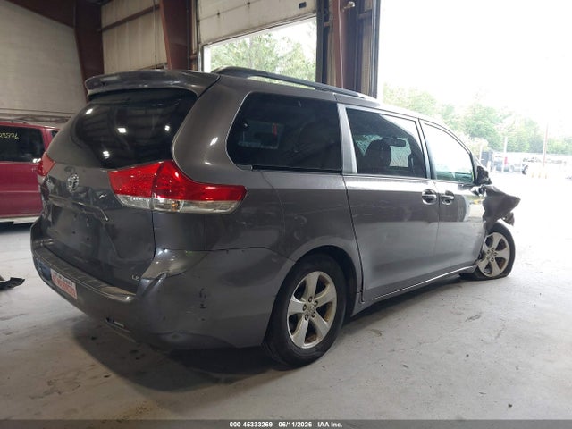 Продаж на аукціоні авто 2011 Toyota Sienna Le V6, vin: 5TDKK3DC5BS154762, номер лоту: 45333269