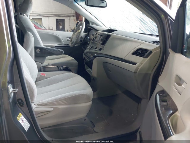 Продаж на аукціоні авто 2011 Toyota Sienna Le V6, vin: 5TDKK3DC5BS154762, номер лоту: 45333269