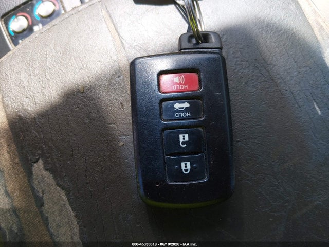 45333318 :رقم المزاد ، 4T1BD1EBXDU010218 vin ، 2013 Toyota Avalon Hybrid Limited مزاد بيع