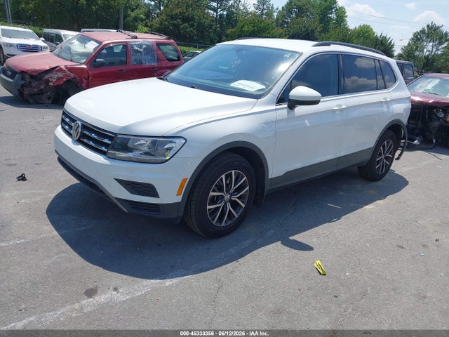 Auction sale of the 2019 Volkswagen Tiguan 2.0t Se/2.0t Sel/2.0t Sel R-line/2.0t Sel R-line Black, vin: 3VV3B7AXXKM199152, lot number: 45333356