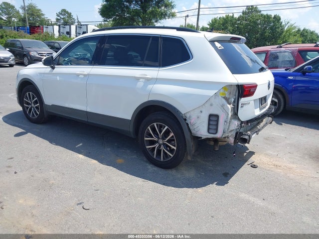 Auction sale of the 2019 Volkswagen Tiguan 2.0t Se/2.0t Sel/2.0t Sel R-line/2.0t Sel R-line Black, vin: 3VV3B7AXXKM199152, lot number: 45333356