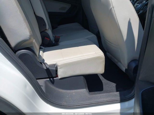Auction sale of the 2019 Volkswagen Tiguan 2.0t Se/2.0t Sel/2.0t Sel R-line/2.0t Sel R-line Black, vin: 3VV3B7AXXKM199152, lot number: 45333356