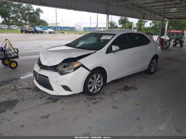 2015 Toyota Corolla Le მანქანა იყიდება აუქციონზე, vin: 2T1BURHE6FC276067, აუქციონის ნომერი: 45333369