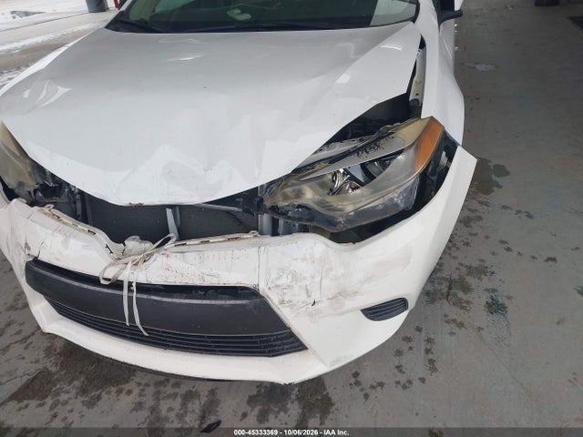 2015 Toyota Corolla Le მანქანა იყიდება აუქციონზე, vin: 2T1BURHE6FC276067, აუქციონის ნომერი: 45333369