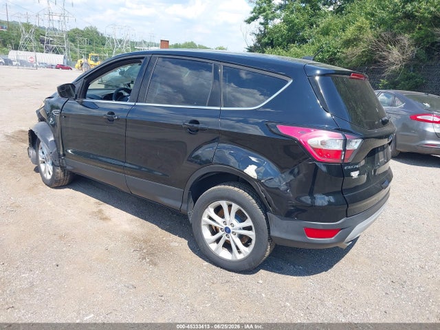 Ford ESCAPE SE 2017 1FMCU9G97HUE00230 Image 3