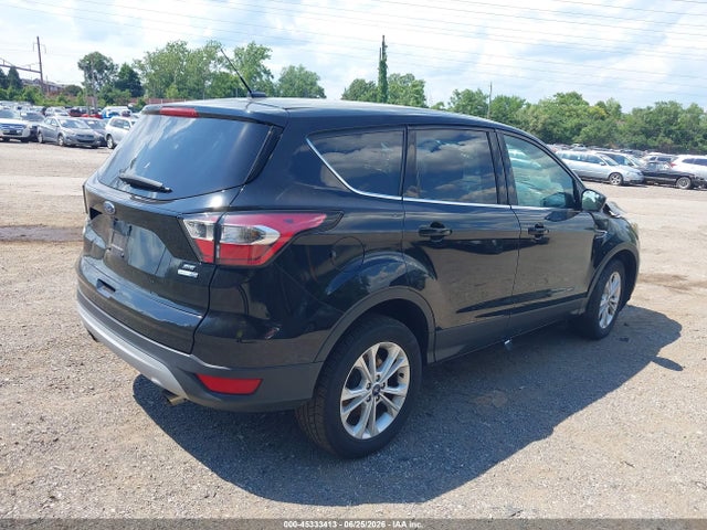 Ford ESCAPE SE 2017 1FMCU9G97HUE00230 Image 4