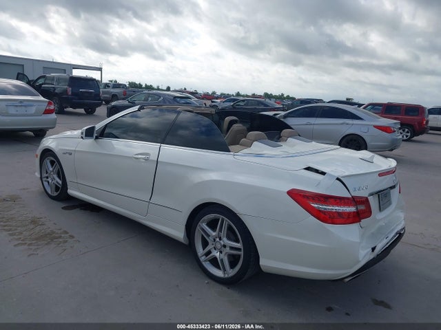 2013 Mercedes-benz E 550 მანქანა იყიდება აუქციონზე, vin: WDDKK7DF2DF213647, აუქციონის ნომერი: 45333423