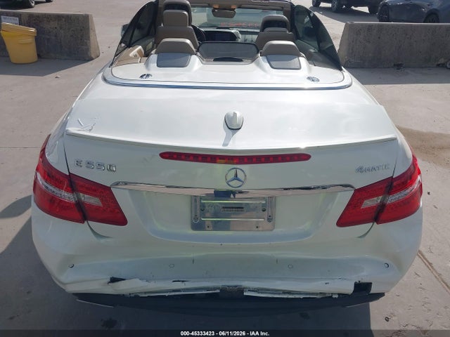 2013 Mercedes-benz E 550 მანქანა იყიდება აუქციონზე, vin: WDDKK7DF2DF213647, აუქციონის ნომერი: 45333423