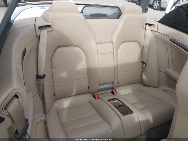 2013 Mercedes-benz E 550 მანქანა იყიდება აუქციონზე, vin: WDDKK7DF2DF213647, აუქციონის ნომერი: 45333423