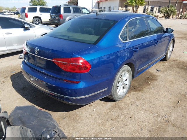 1VWAT7A30GC068348 Volkswagen Passat 1.8t S