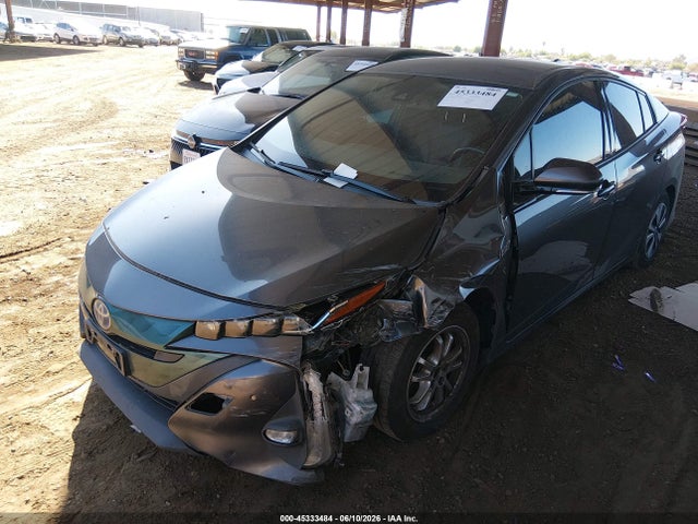 Toyota Prius Prime Advanced 2018 JTDKARFPXJ3098596 Image 2