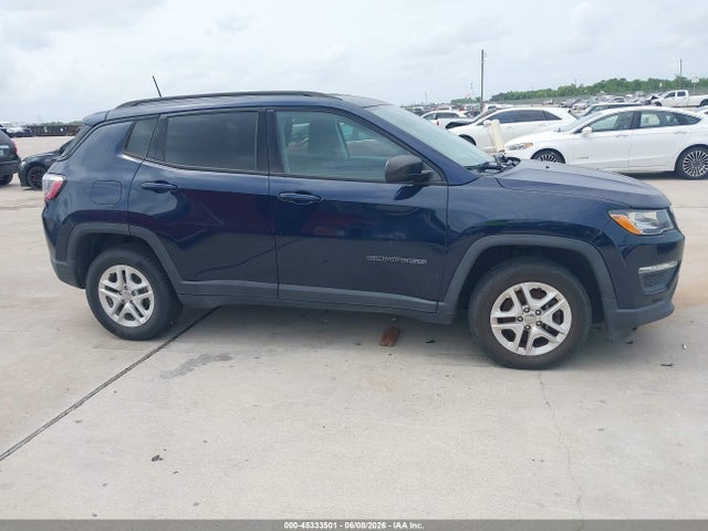 45333501 :رقم المزاد ، 3C4NJCAB5JT240525 vin ، 2018 Jeep Compass Sport Fwd مزاد بيع