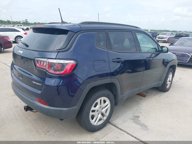 45333501 :رقم المزاد ، 3C4NJCAB5JT240525 vin ، 2018 Jeep Compass Sport Fwd مزاد بيع